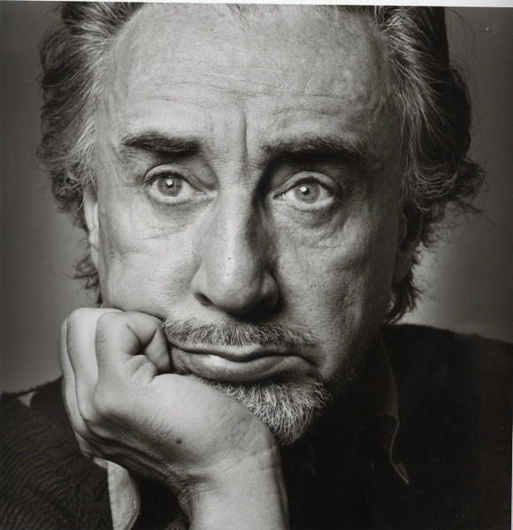 Romain Gary - Ecrivain dans Littérature avt_ro10